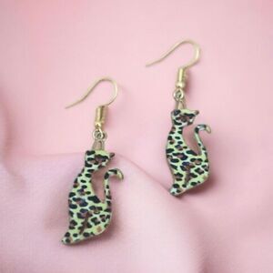 Cat Cheetah Bengal Leopard Print Pattern Kitty Earrings